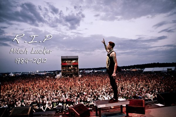 Mitch Lucker 2. listopadu 2012 zahynul